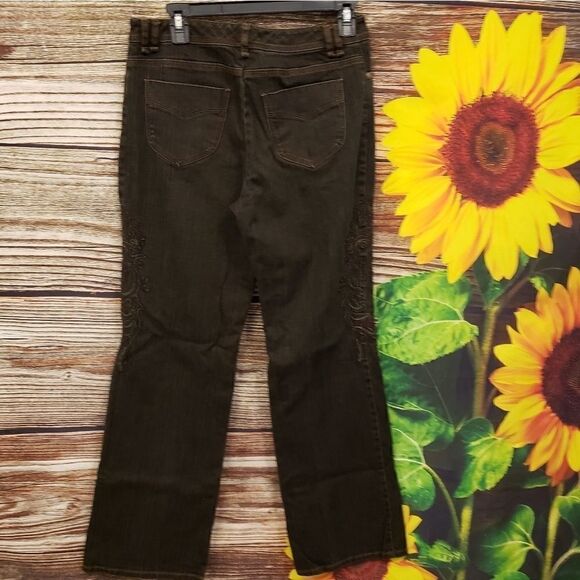 Tribal denim pants Black ebossed design on legs - Picture 2 of 5